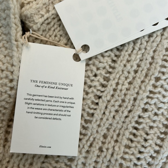 NWT Khaite Klimpt Turtleneck - Picture 3 of 8
